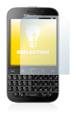 Immagine del dispositivo Blackberry Classic Q20 con un'ampia varietà di protezioni per lo schermo.