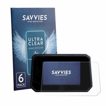 Parte frontal de un envase de producto con el logotipo de la marca Savvies. Al lado se muestra el dispositivo Yamaha Tracer 9 