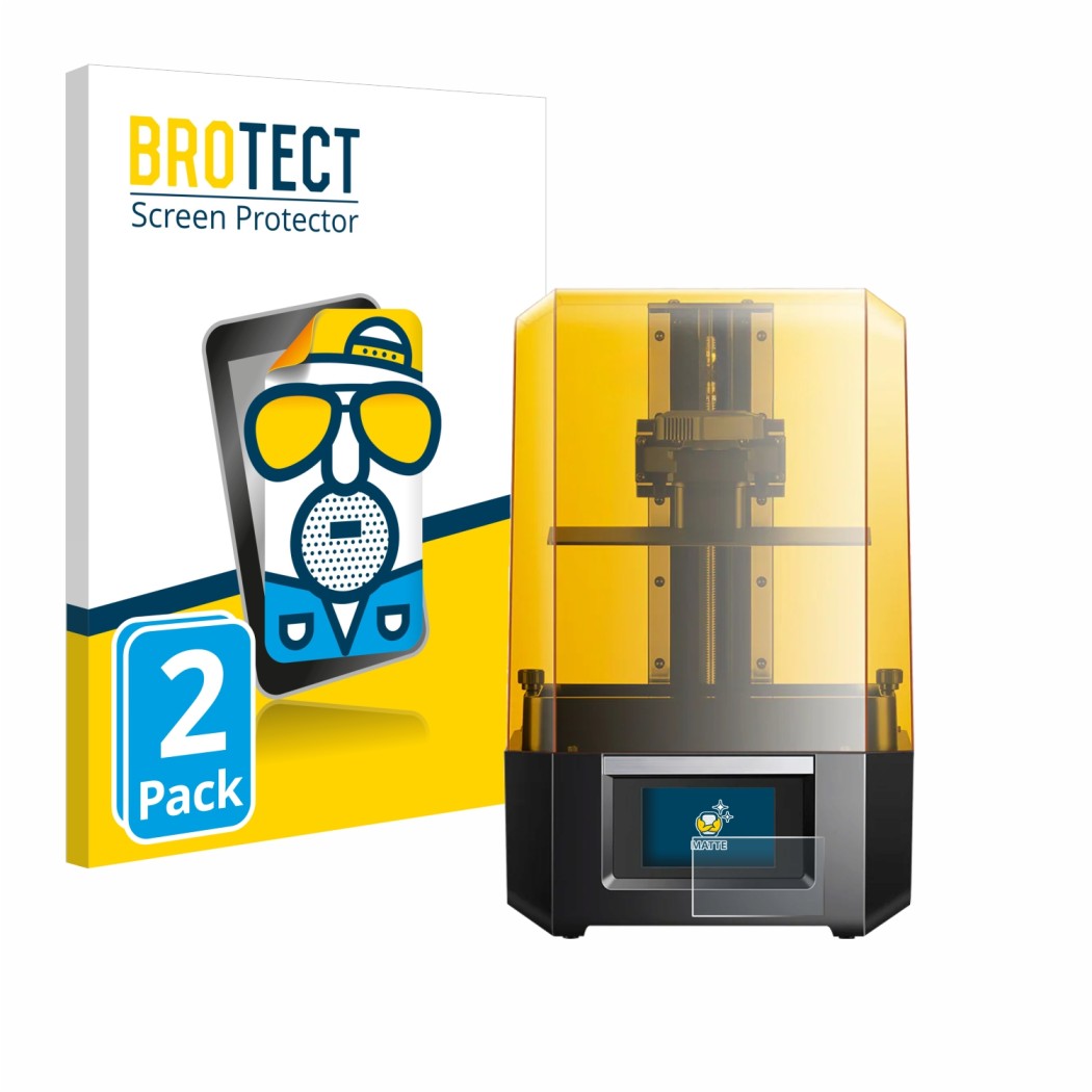 Parte frontal de un envase de producto con el logotipo de la marca BROTECT. Al lado se muestra el dispositivo Anycubic Photon 