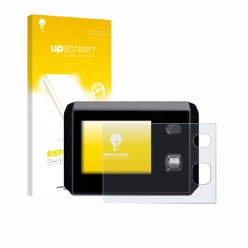 Face avant d’un emballage produit avec le logo de la marque upscreen. À côté, l’appareil SkyRC MC5000 est représenté avec la p