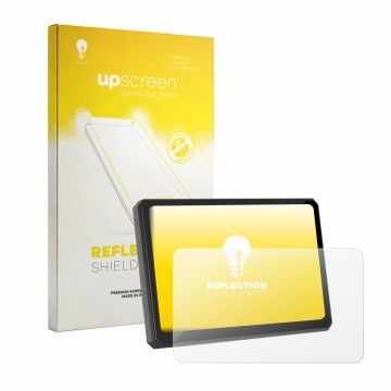 Front side of a product packaging with the brand logo upscreen. Next to it is the device Carpuride W702BS Pro 7