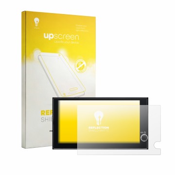 Parte frontal de un envase de producto con el logotipo de la marca upscreen. Al lado se muestra el dispositivo Toyota Aygo X A