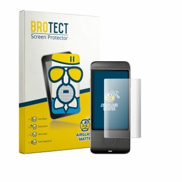 Parte frontal de un envase de producto con el logotipo de la marca BROTECT. Al lado se muestra el dispositivo Vasco Translator