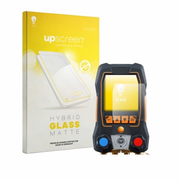 Front side of a product packaging with the brand logo upscreen. Next to it is the device Testo 558s shown with the correspondi